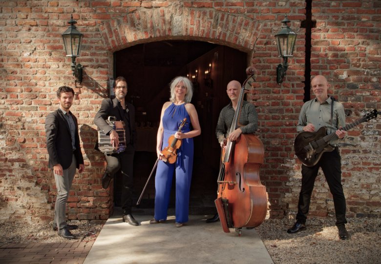 Astor Piazzolla door Grupo del Sur!!