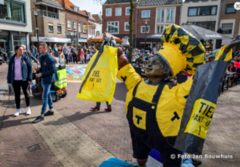 Tiel Pakt Uit