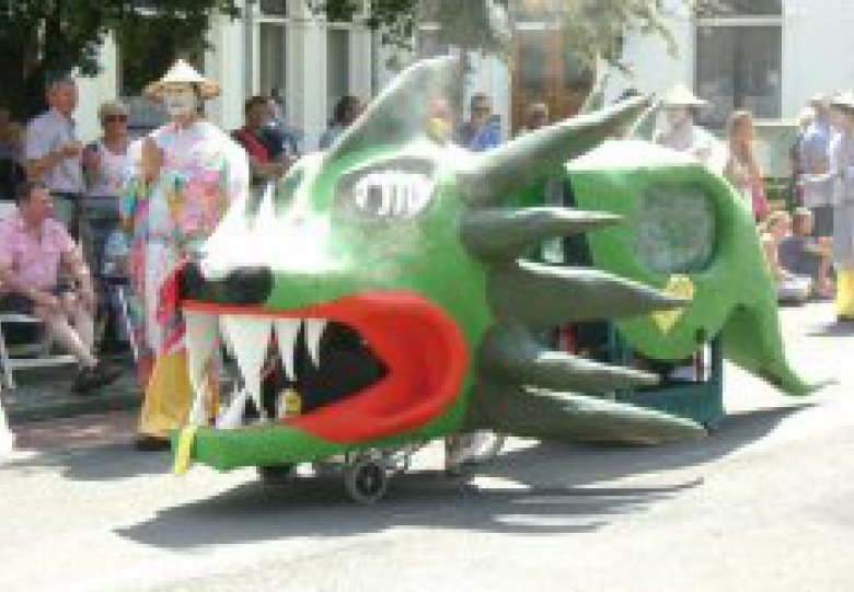 Grote allegorische optocht Goor