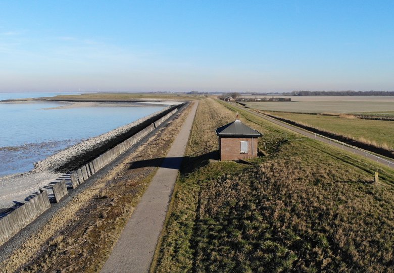 Scharrelen rondom het Dijkhuisje