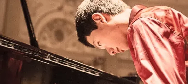 A Touch of Paris: Sounds of French Romance