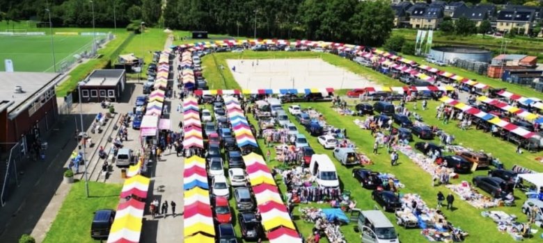 Openlucht Vlooienmarkt & Koffebakverkoop