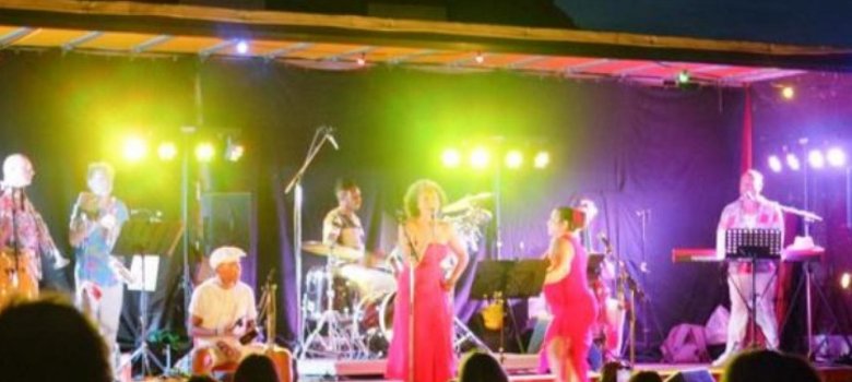 Festival Brokeze Bruist in Broekhuizen