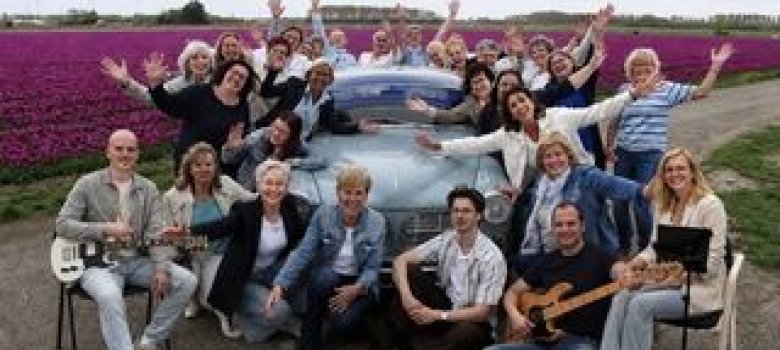 The Strand en Popkoor The Blue Stocking Singers