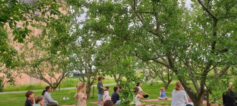 Yoga en kunstkijken