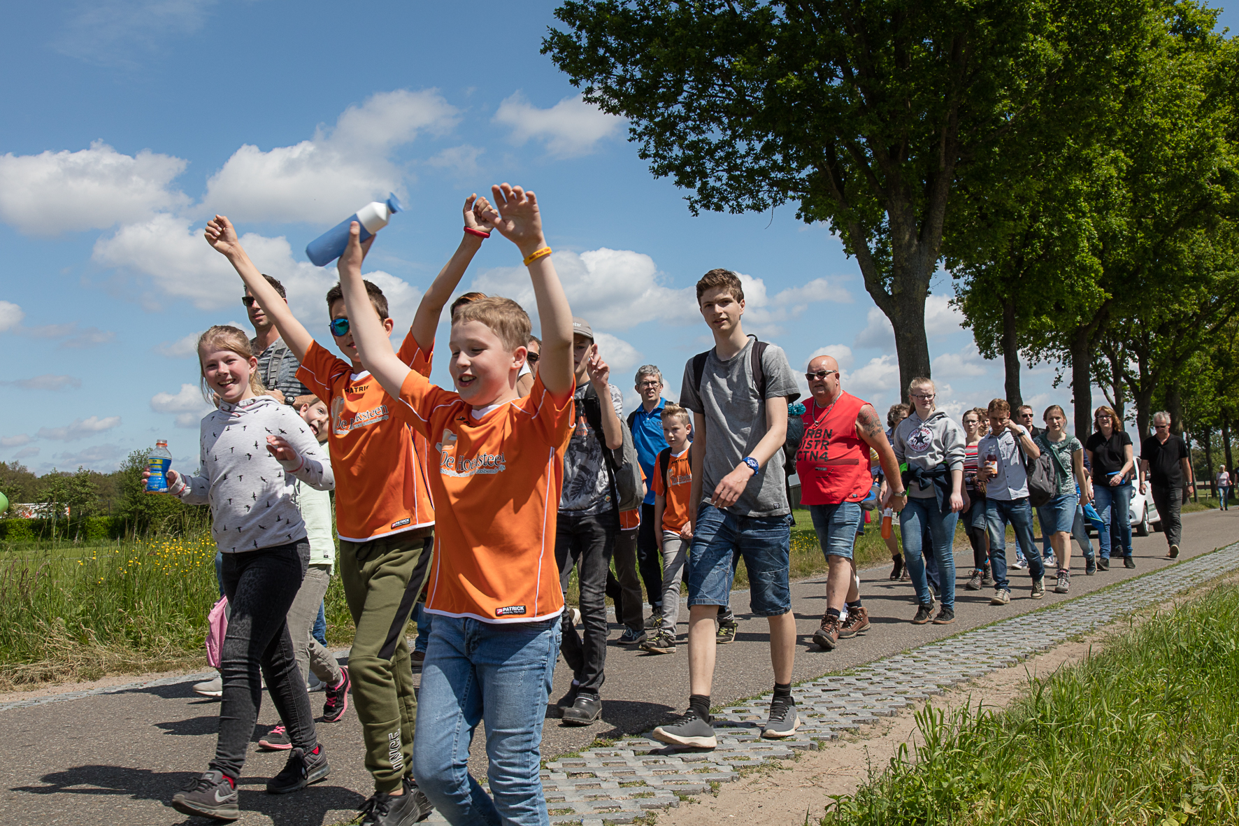 SVWT2019-7027